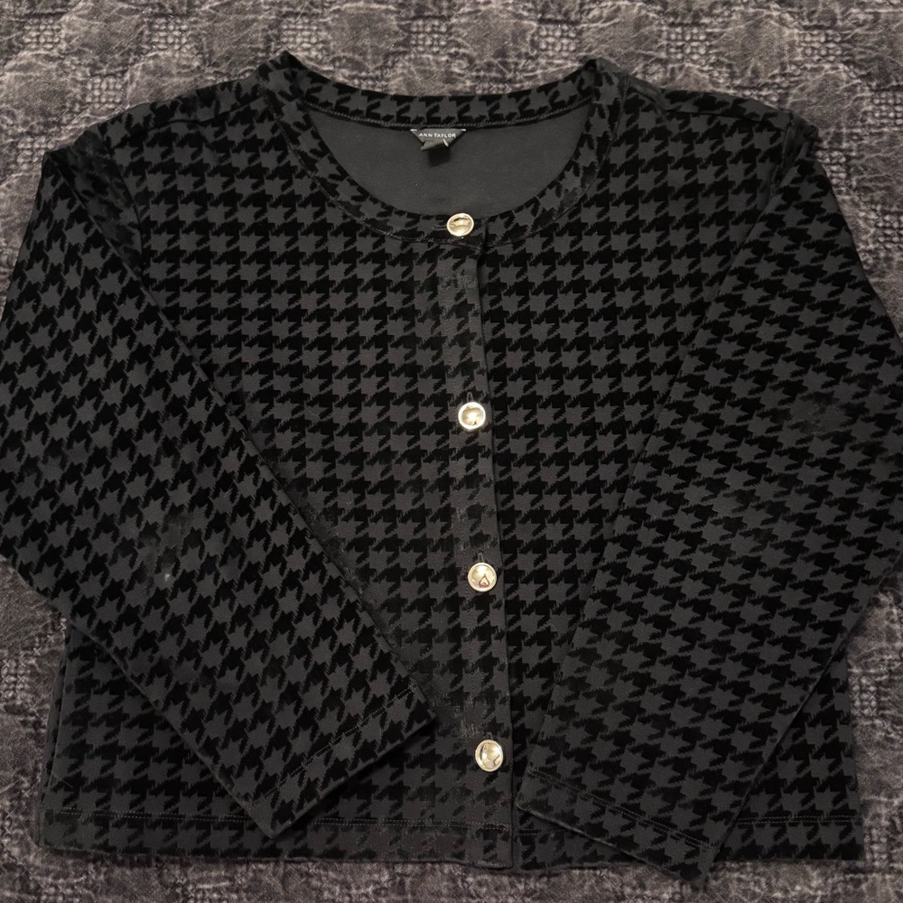 Ann Taylor Black Houndstooth Cropped Jacket